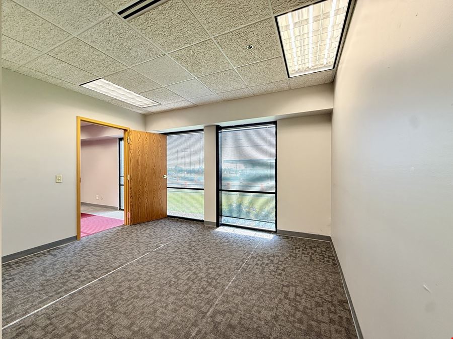 2205 E Empire St, Suite D