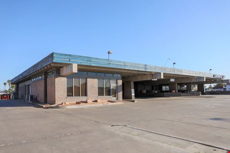 Preview of commercial space at 324 N Country Club Drive