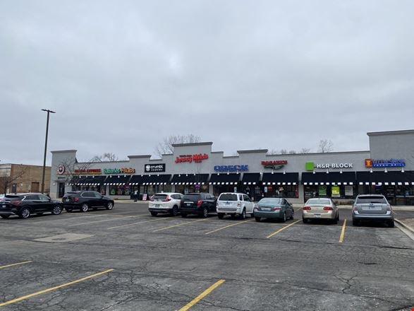 Preview of Retail space for Rent at 100 E Golf Rd
