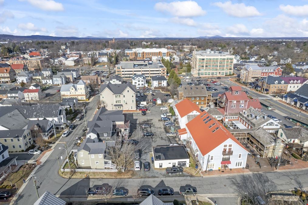 Downtown Leesburg Investment Retail Center