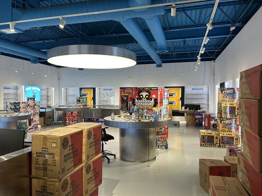 Detroit - Freestanding Retail/Industrial Building
