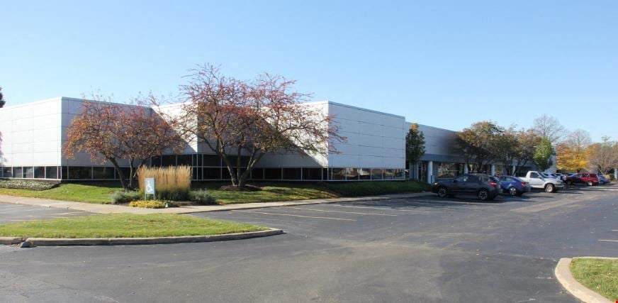 Preview of Industrial space for Rent at 1945 Techny Road