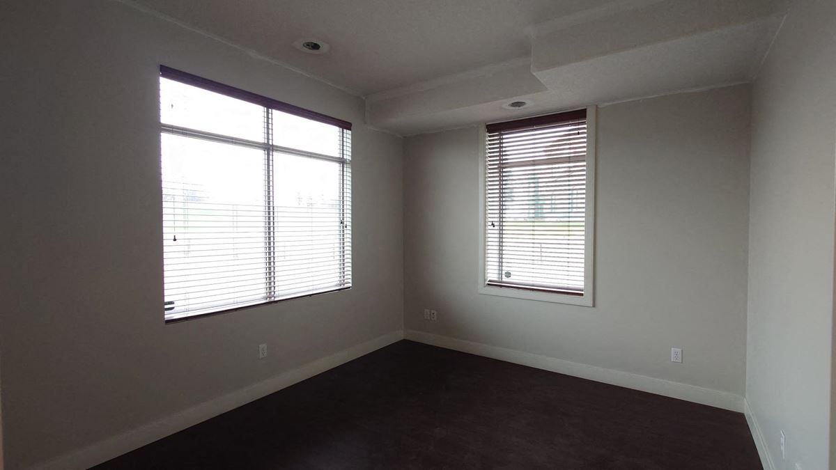 7700 76th Street Close (Building 400)