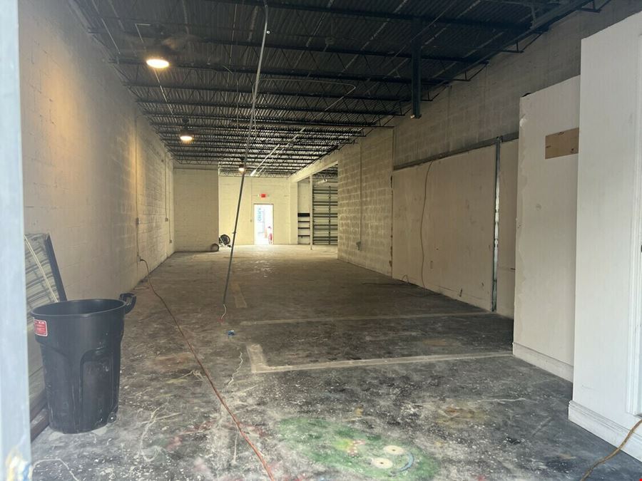 Oakland Park Warehouses