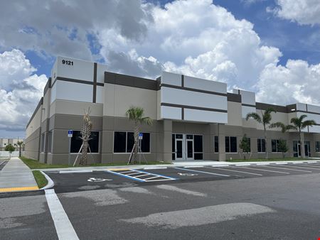 Preview of Industrial space for Rent at 9121 Centerlinks Commerce Drive