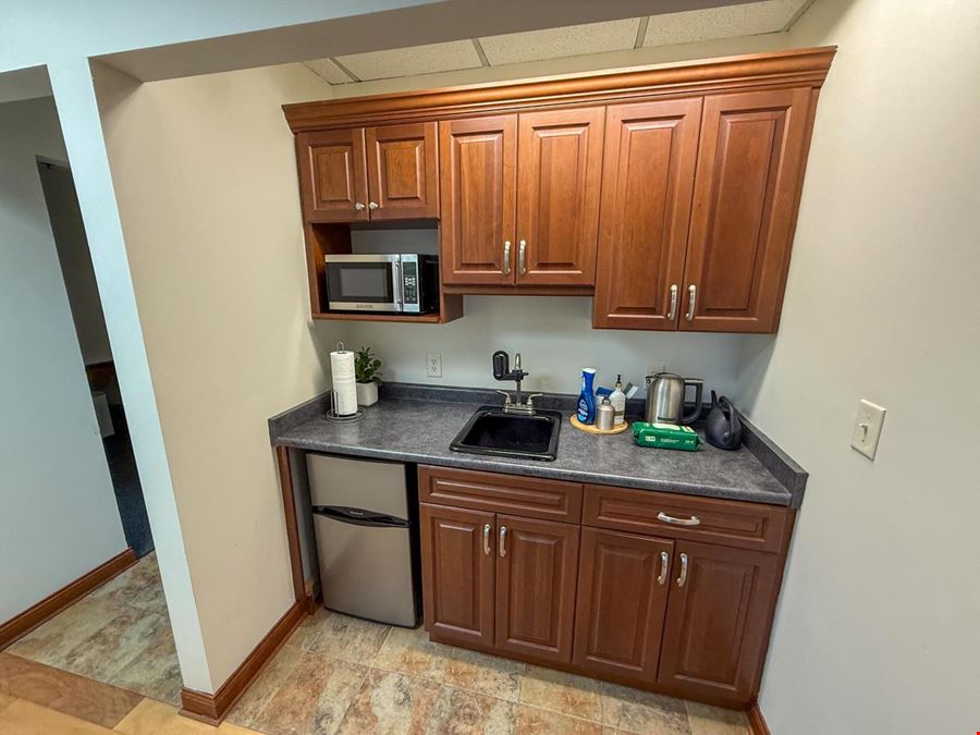 300 3rd Ave SE - Business Condo For Sale 