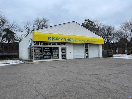 Preview of Retail space for Rent at 3335 Orchard Lake Rd