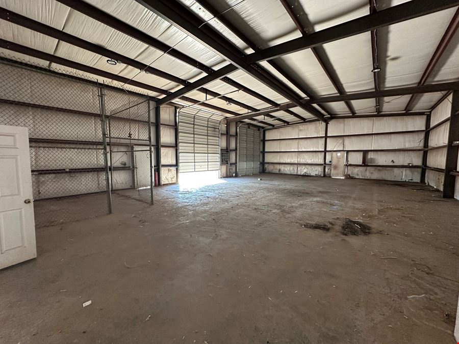 Industrial Office/Warehouse Near I-20