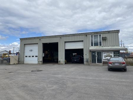 Preview of Industrial space for Sale at 335 Avenue Marconi