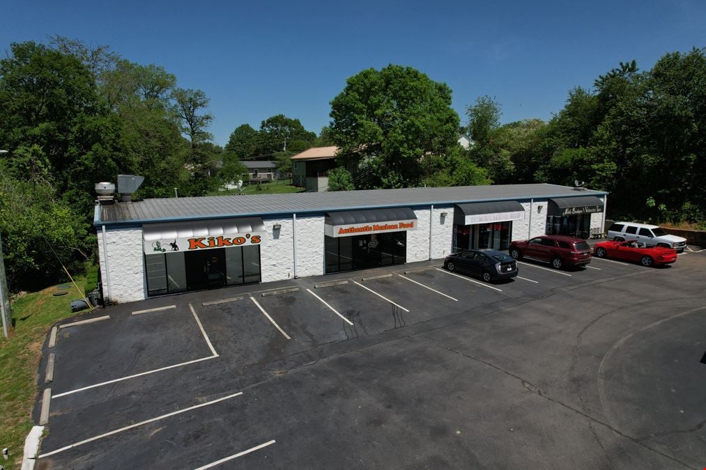 Creekside Plaza: Seymour Investment Opportunity