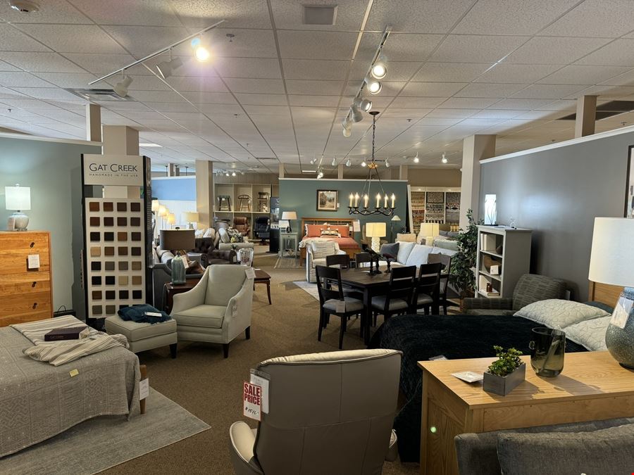 Office, Showroom, or Retail Space