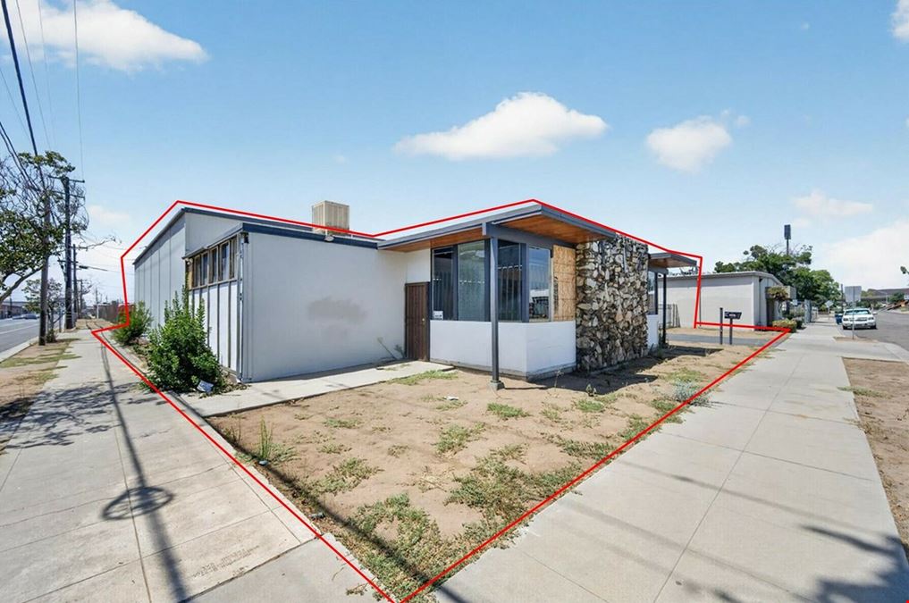 ±4,364 SF Freestanding Industrial Building + Large Yard Area - CA-41 Exposure