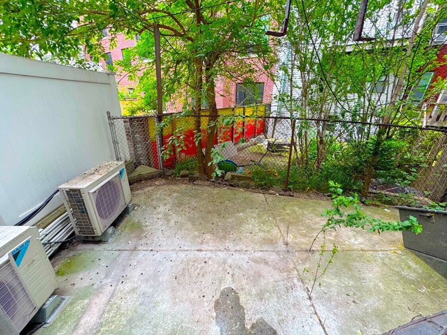 431 Metropolitan Ave