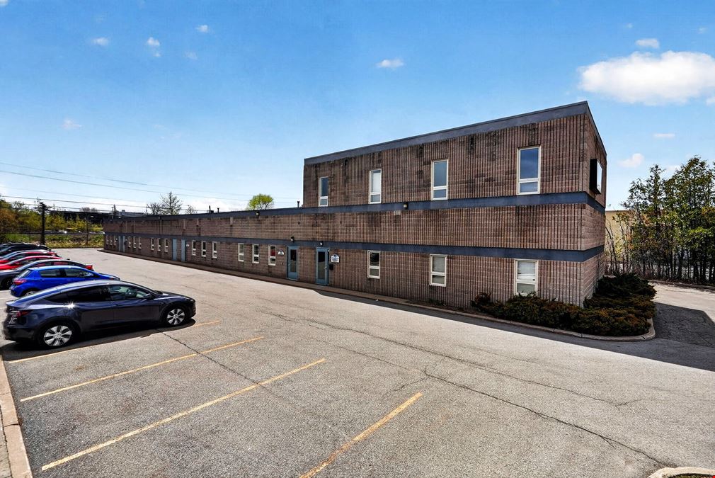 159 Colonnade Road South