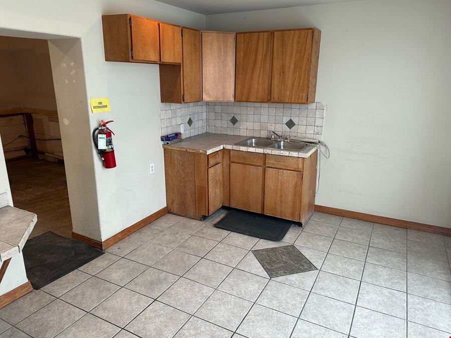 1177 Lee Blvd