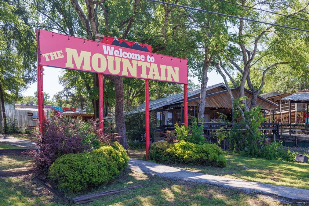 Old Mill Marketplace | 174,864 SF Commercial Buildings | 108-Acres | Dallas MSA