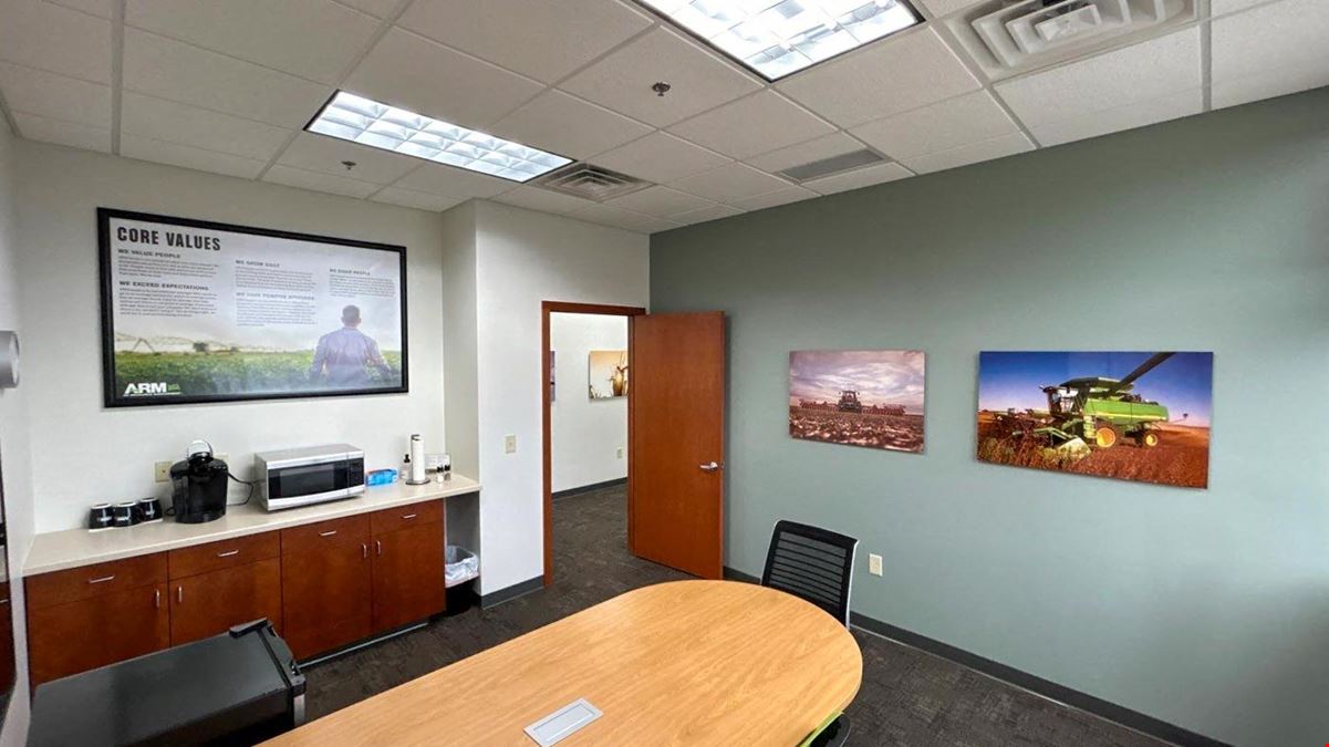 7389 Airport View Drive SW Suite #100 - Sublease Opportunity