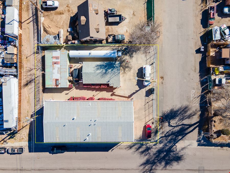 1397 W Cedar Ave