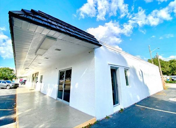 Preview of Retail space for Rent at 1506 54th Avenue North
