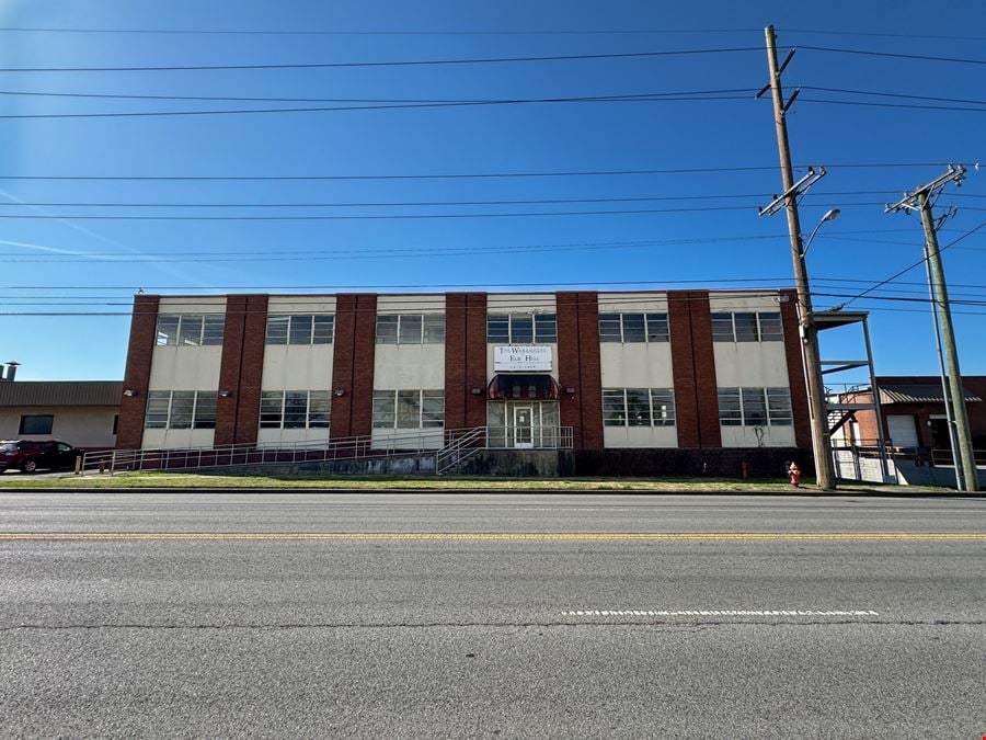 1415-1417 Elm Hill Pike