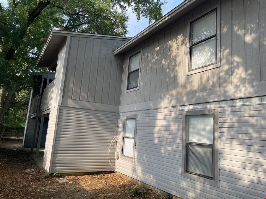 Pearson Complex-8 Unit Apartment