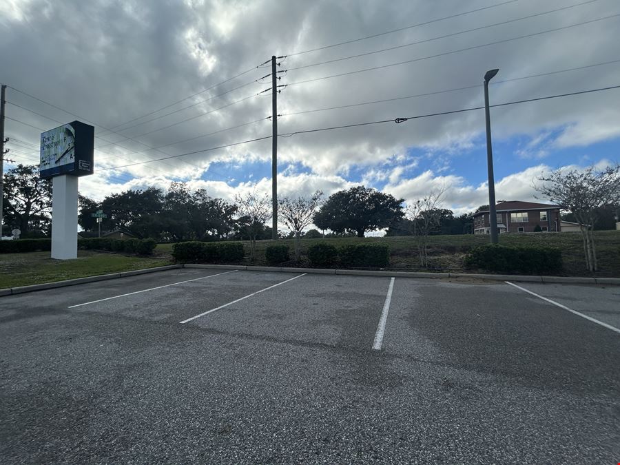 County Road 540A Retail Center