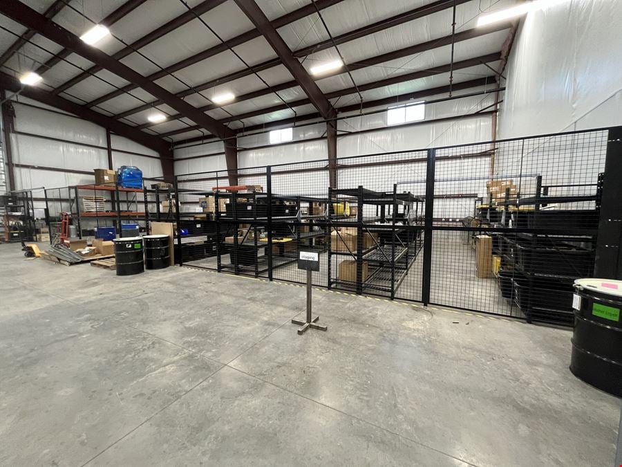 39,900± SF Industrial Warehouse Facility with Outdoor Storage