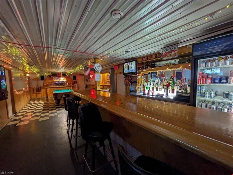 3.21 AC I-90 Retail Development Site | 8,864 SF | Cleveland MSA | Liquor License Included