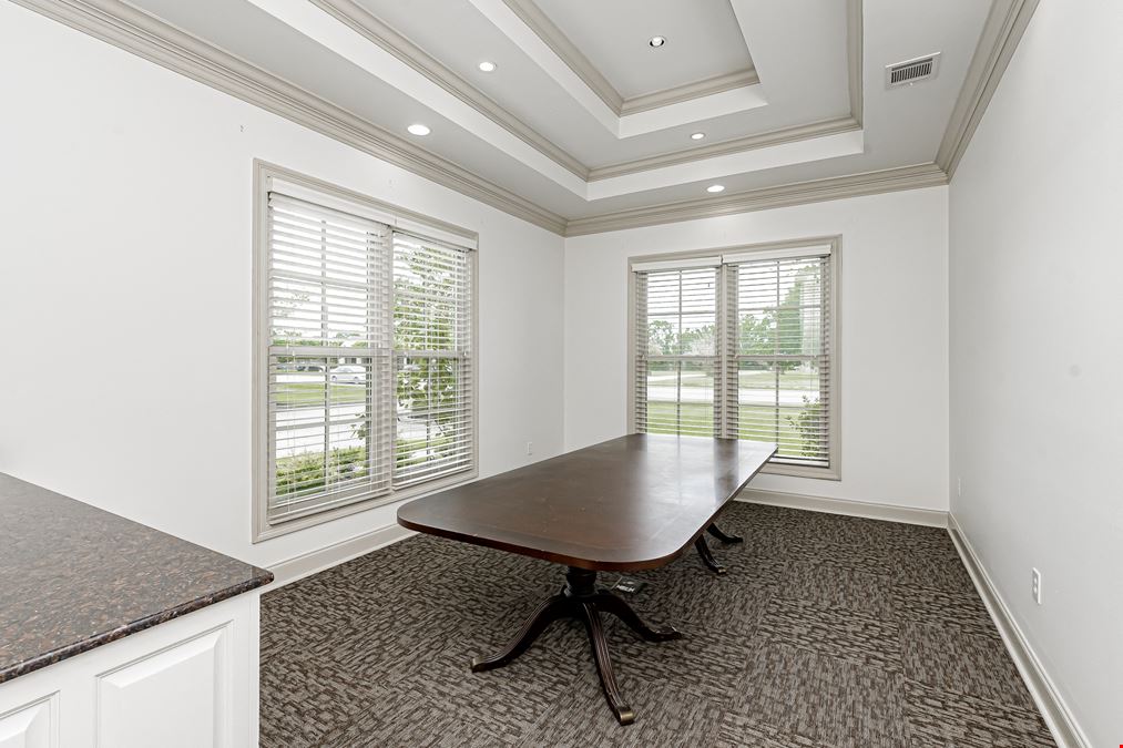 Siegen Lane Garden Office