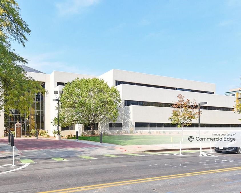 East Grand Office Park - 200 East Grand Avenue