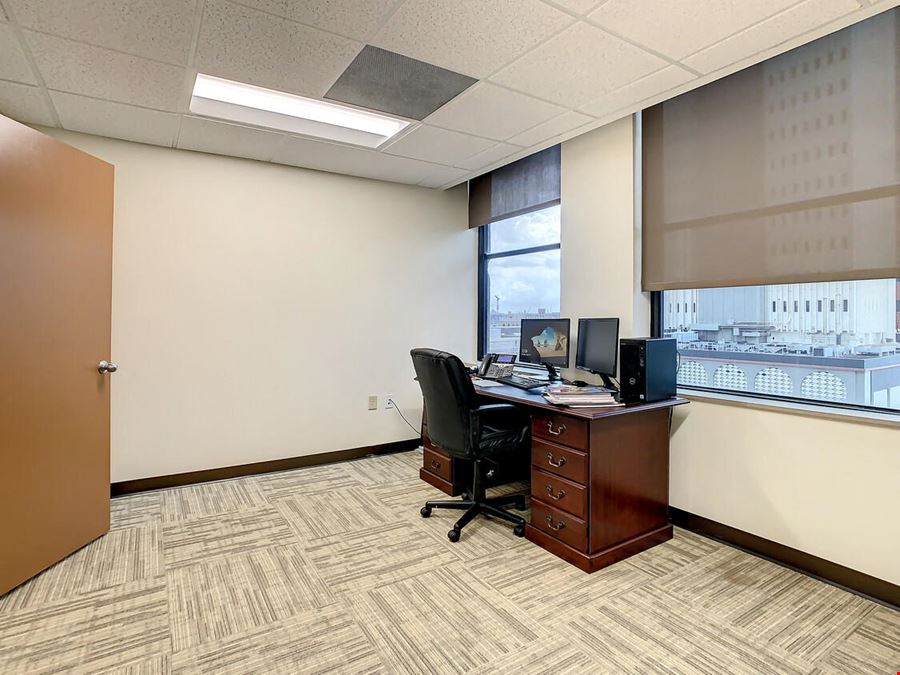 8TH Floor Office Space in a Historic Landmark