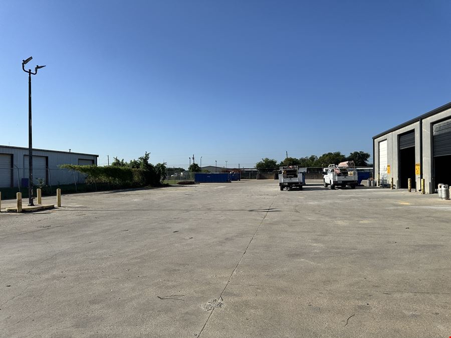 14,358 SF Grade-Level Industrial Bldg on Paved 2.20-Acre Fenced Lot