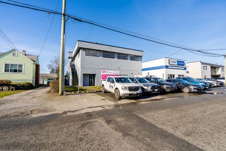 Preview of Industrial space for Sale at 7123 Curragh Avenue