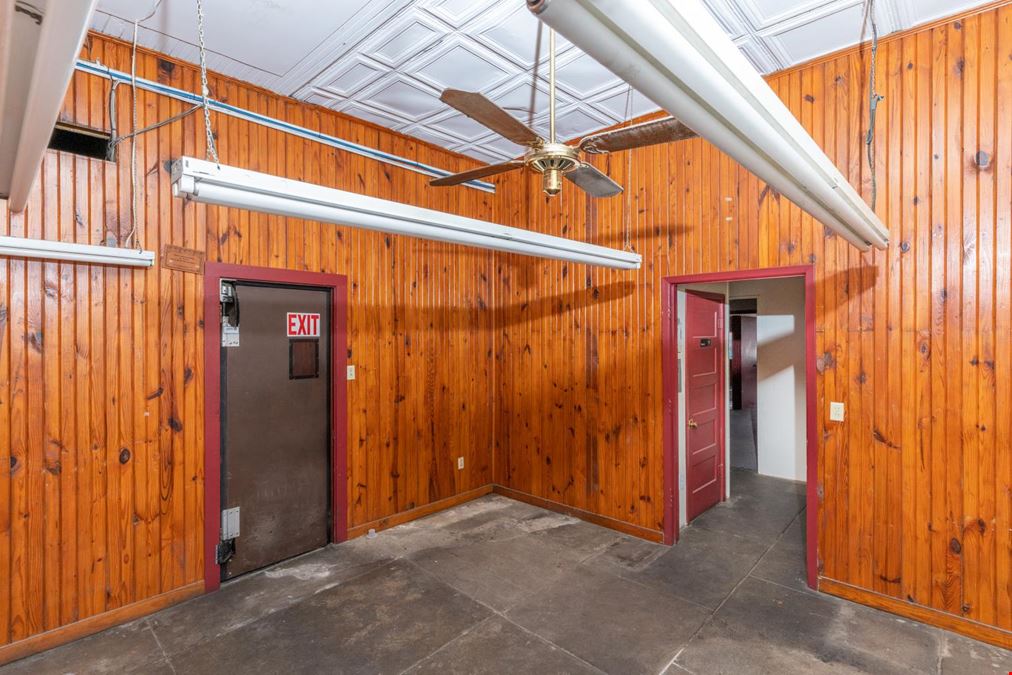 Retail/Flex for Sale in Wills Point