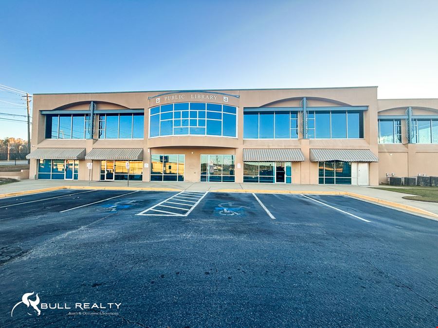 North Macon Office Suites | ±2,767 SF - ±8,025 SF | Access to I-75