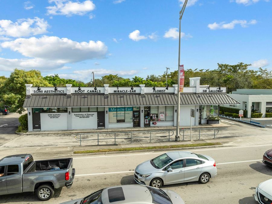 PINECREST SHOPS