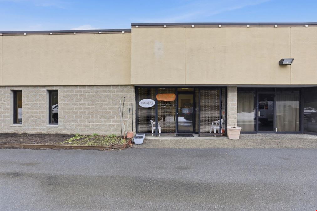 Exceptional Industrial Flex Condominium Unit for Lease in Lawrence, MA