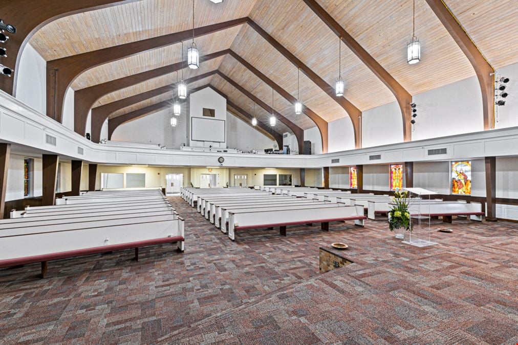 35,000 SF Church & 20,000 SF Youth Center For Sale in Downtown Greenville, TX