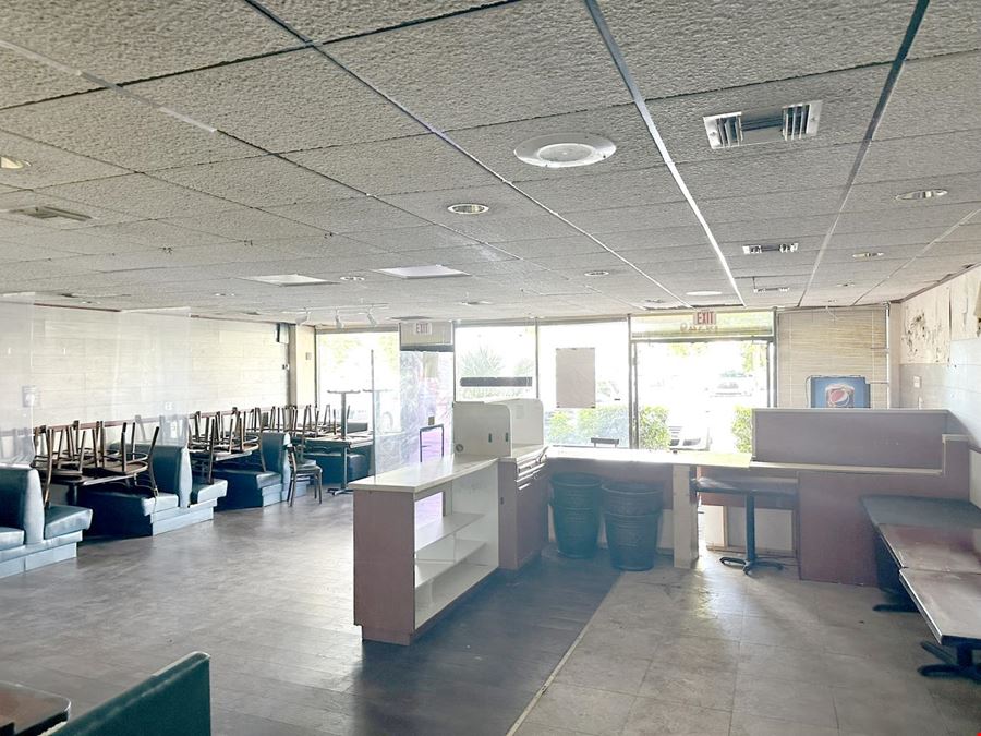 Restaurant Space on High-Traffic S Dixie Highway