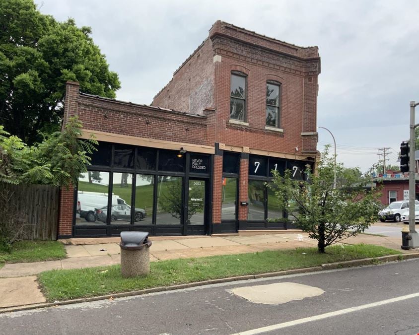 5601 S Broadway