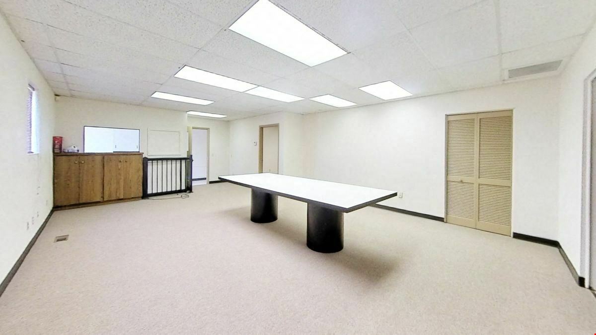 Free Standing Office with Fenced and Gated Parking