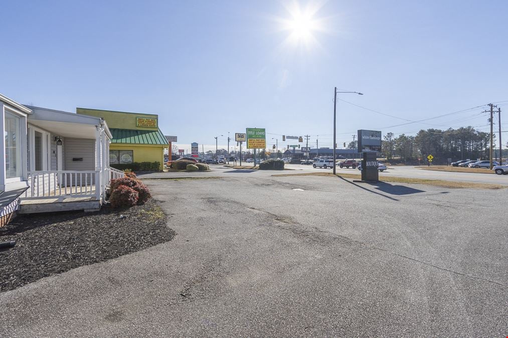 3312 N Main St.