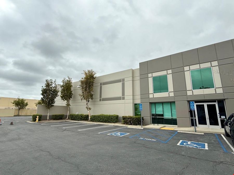 3100 Camino Del Sol