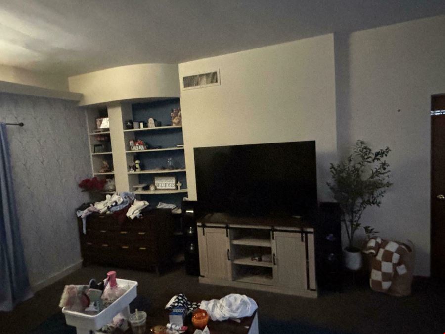 5 Units in Turner Falls MA