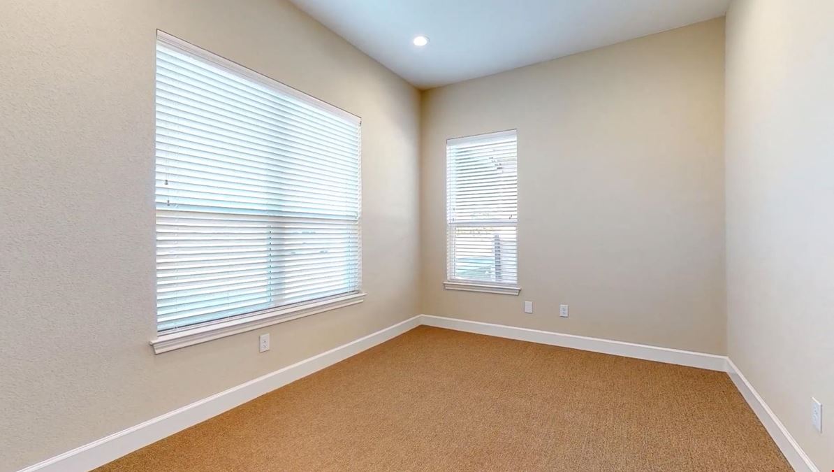 For Lease:  1640 Highland Falls Drive, Unit 102