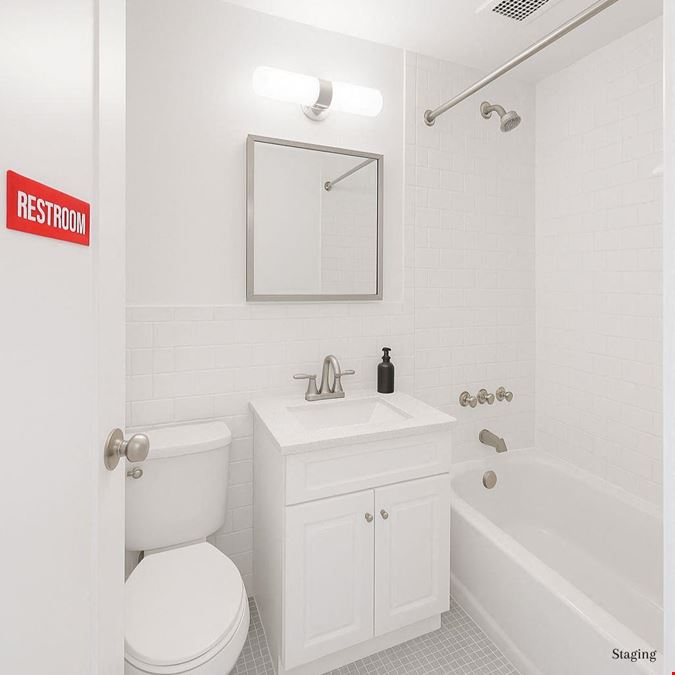 44-30 Macnish St