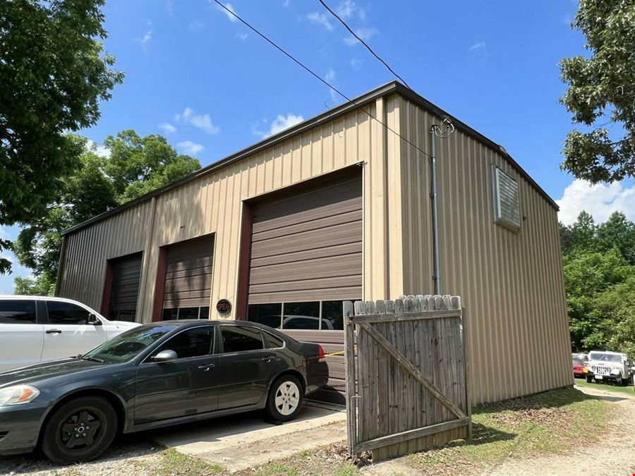 ±1,800 SF Auto Repair Shop in Villa Rica - For Lease