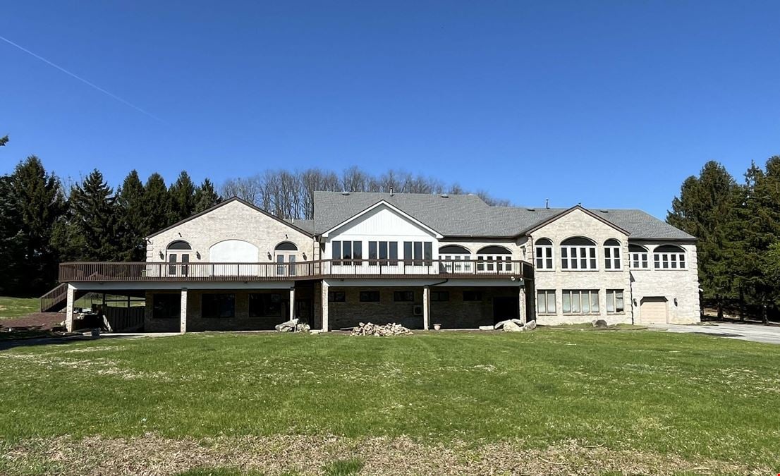 20,082 SF Social/Club Facility on 13.8 AC