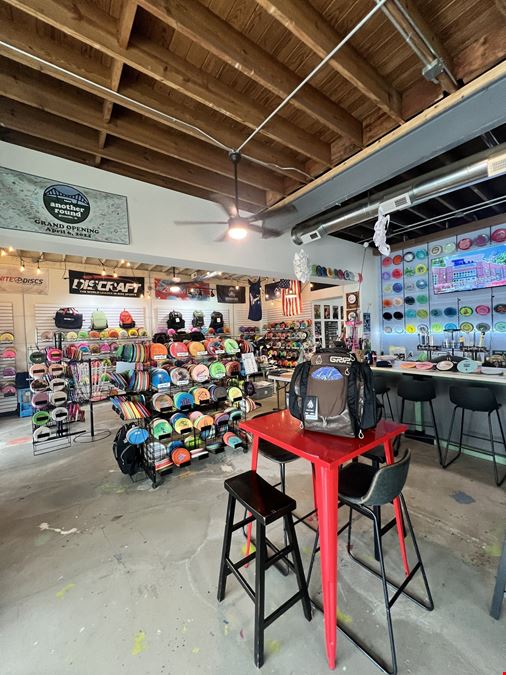 1411 Laurens Rd