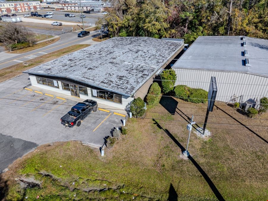 Baker County Showroom & Warehouse